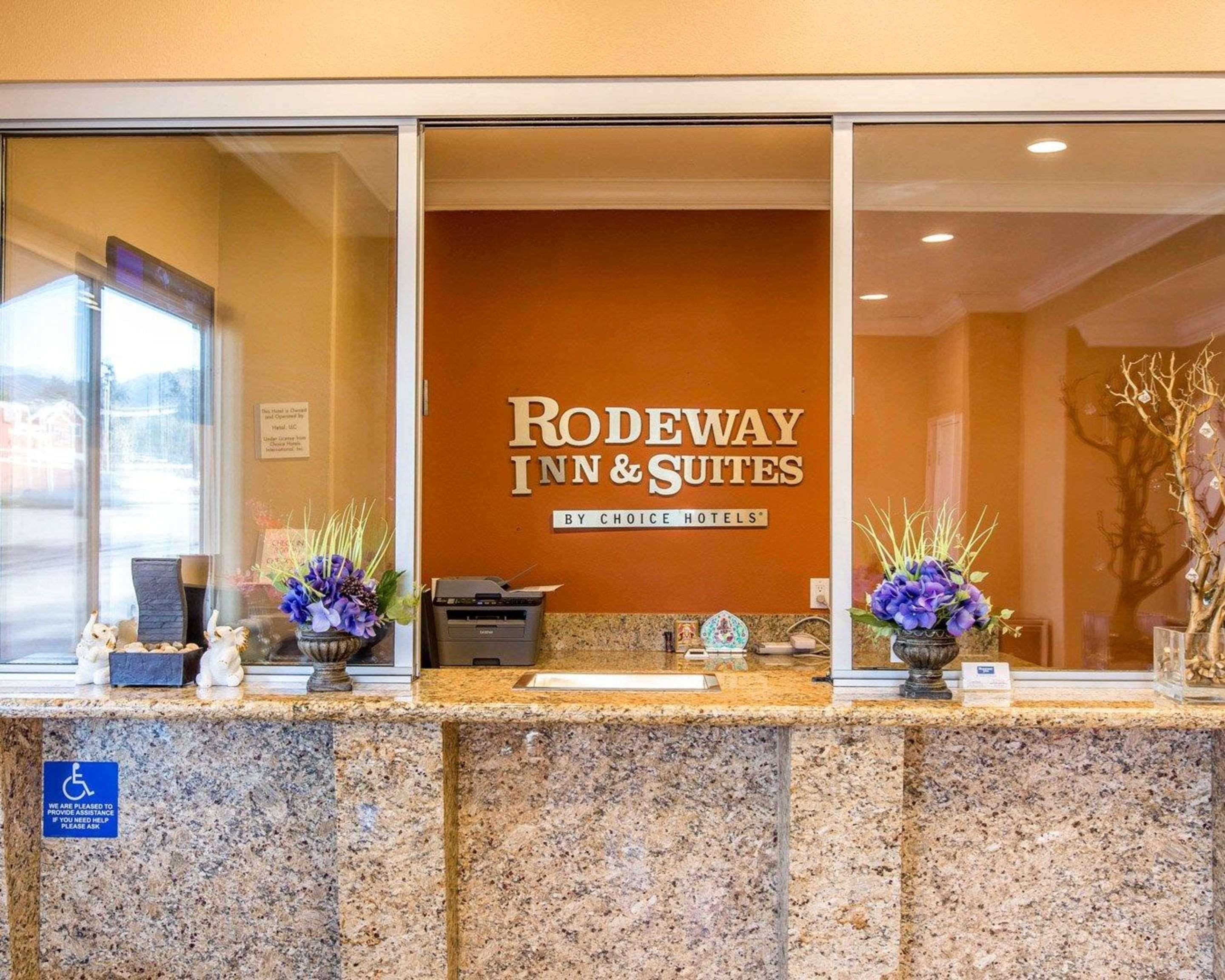 Rodeway Inn & Suites Corona Zewnętrze zdjęcie