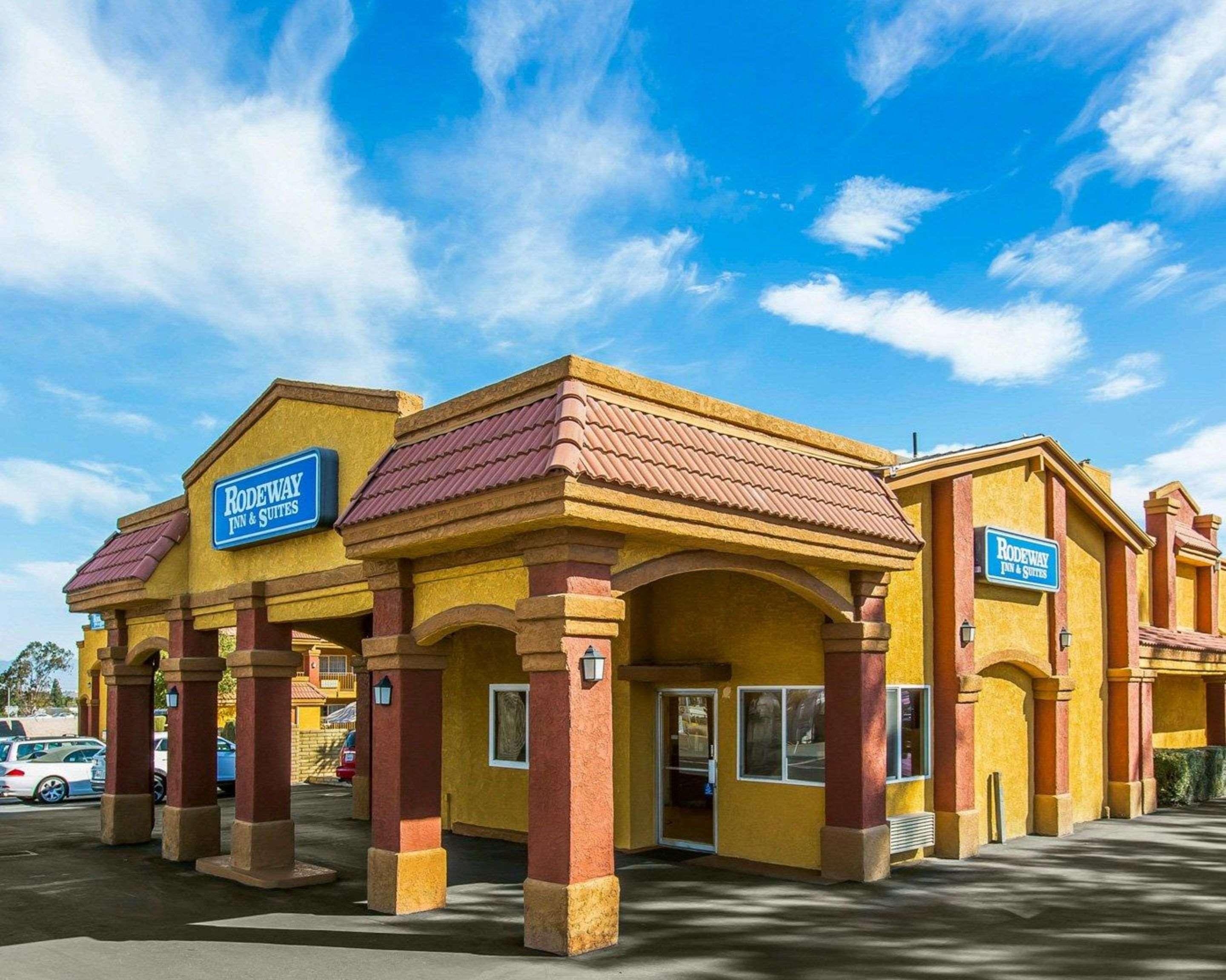 Rodeway Inn & Suites Corona Zewnętrze zdjęcie