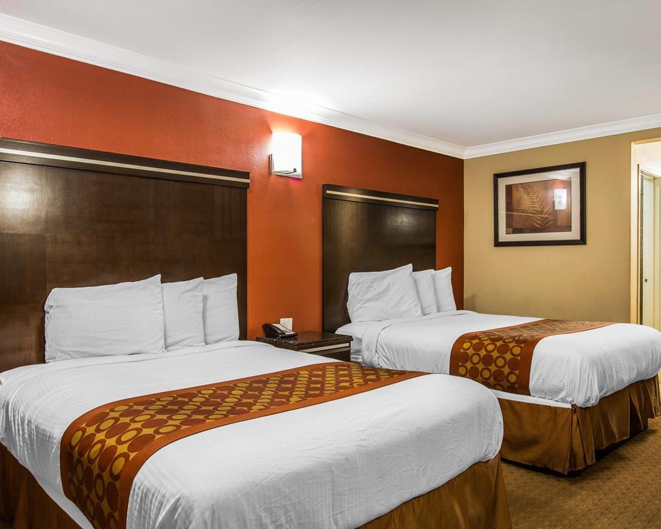 Rodeway Inn & Suites Corona Zewnętrze zdjęcie