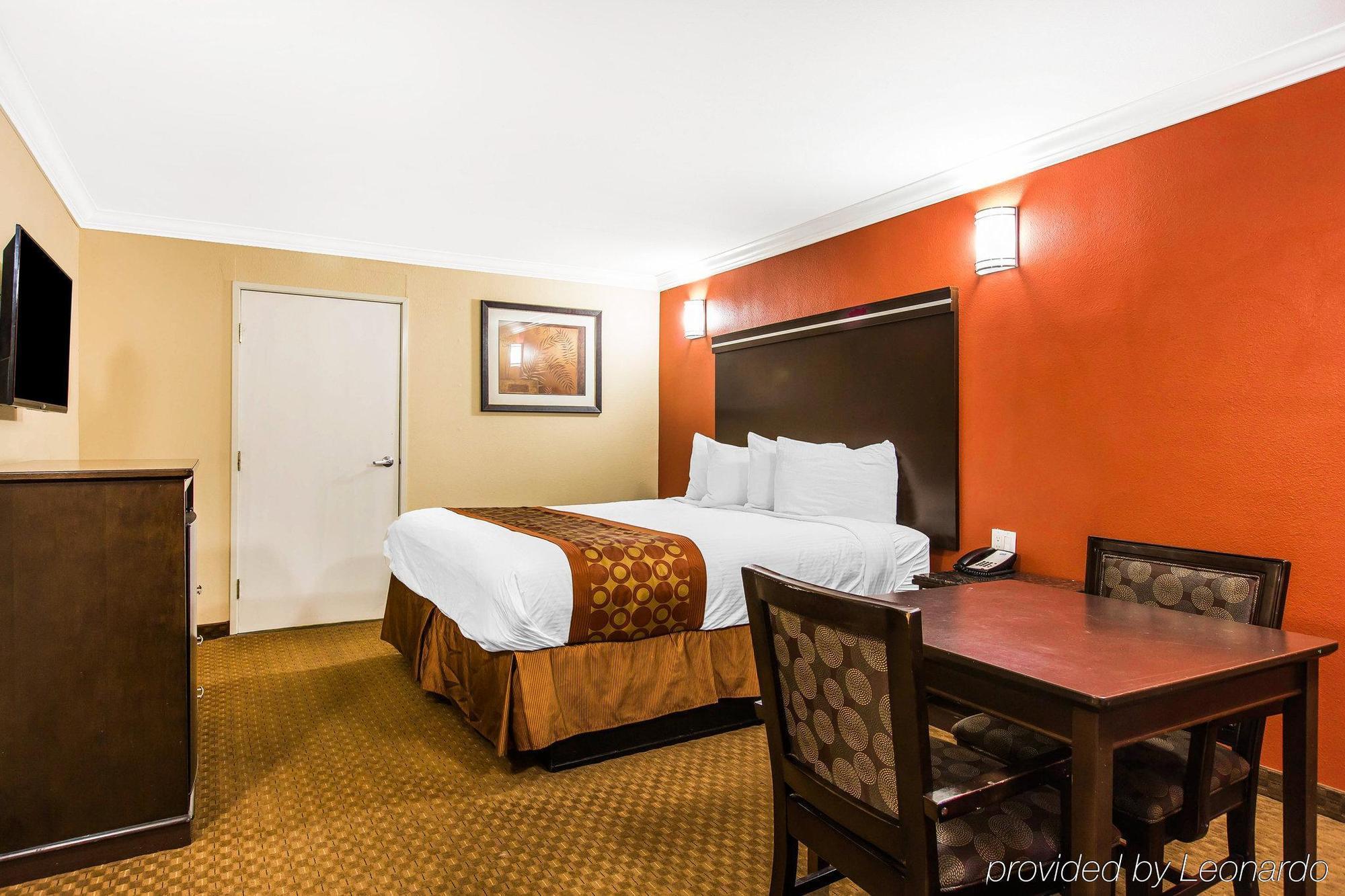 Rodeway Inn & Suites Corona Zewnętrze zdjęcie