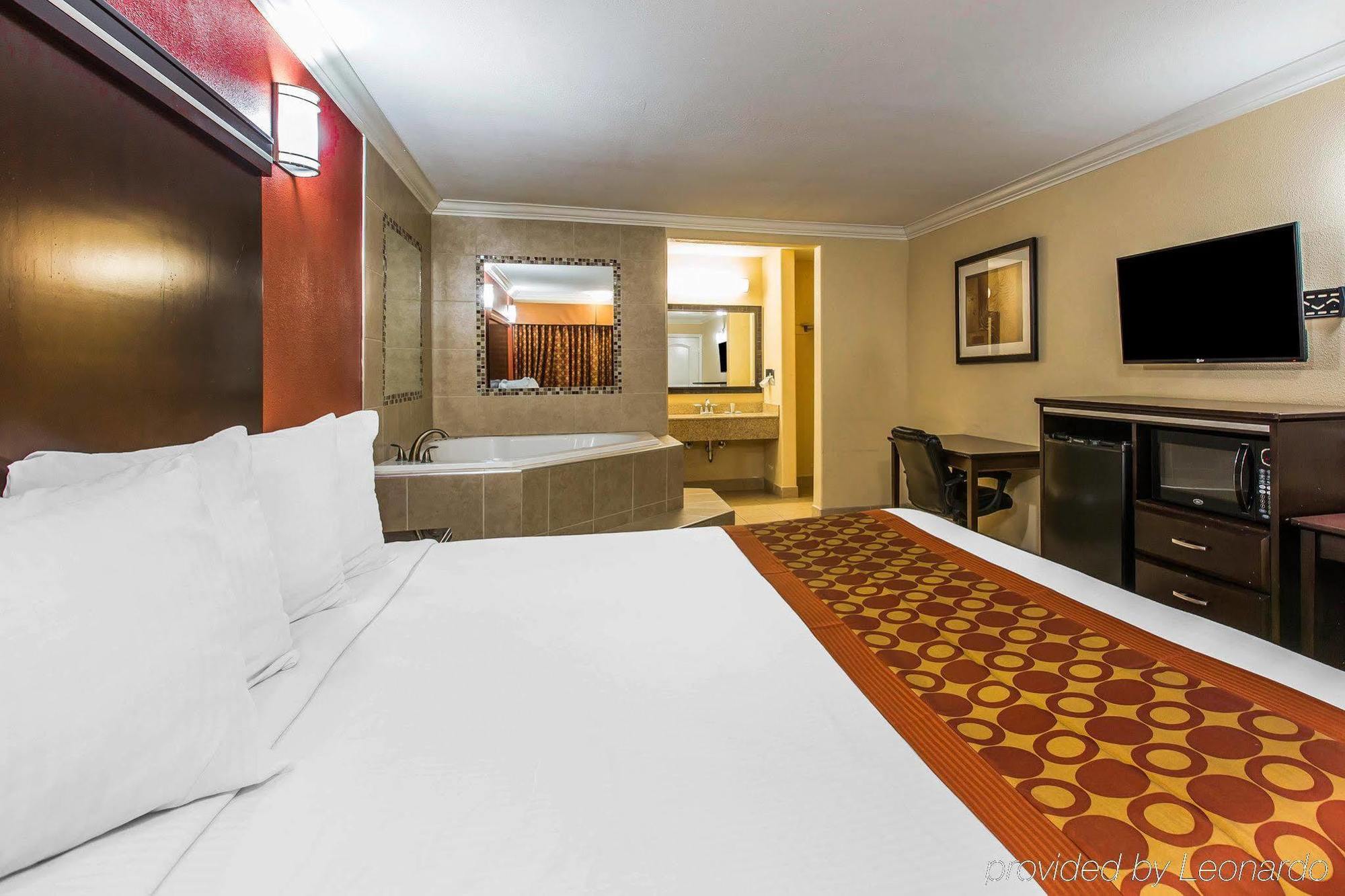 Rodeway Inn & Suites Corona Zewnętrze zdjęcie