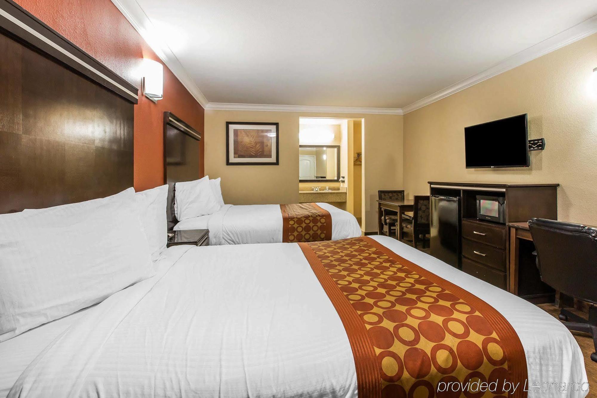 Rodeway Inn & Suites Corona Zewnętrze zdjęcie